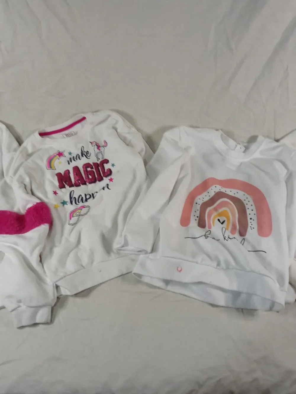 4 Girls Cute White Graphic Design Sweatshirt Kids Clothes Bundle in Good Cond